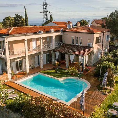 La Belavista * Izola