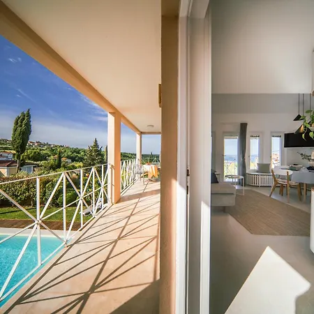 Daire La Belavista *