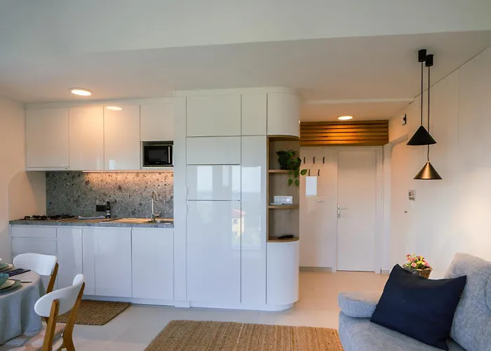 La Belavista * 이졸라