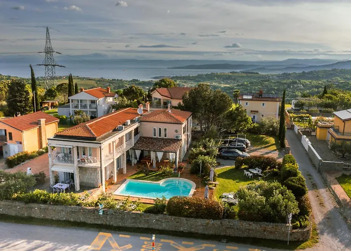 La Belavista 아파트